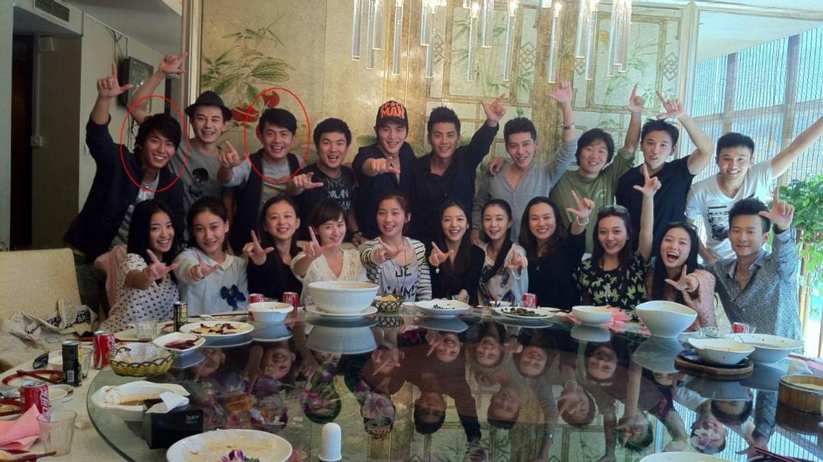 演技|李亭哲角色太会“搞事情”,“搞”完任嘉伦,又来“搞”窦骁了