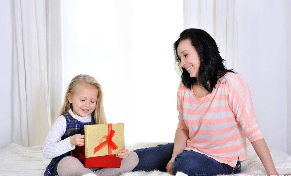 什么|20分钟，8岁孩子眼球被溶化，罪魁祸首家家都有