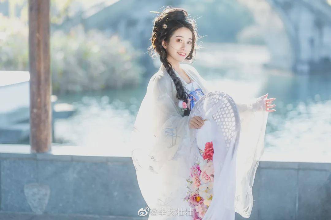 摄影|汉服小仙女：千离万别，总会相逢