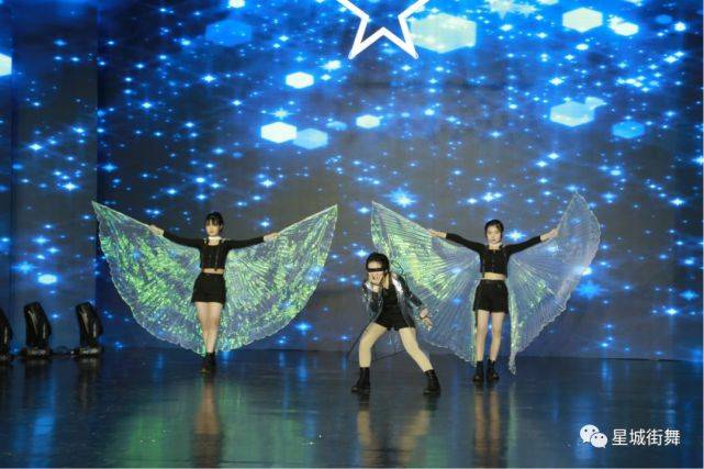 活动|星城街舞KIMI老师带领学员参加鸟巢年度盛典