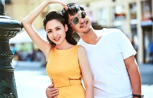 夫妻俩|她不拍戏却被综艺带红了，结婚12年越来越恩爱，今9岁儿子帅气