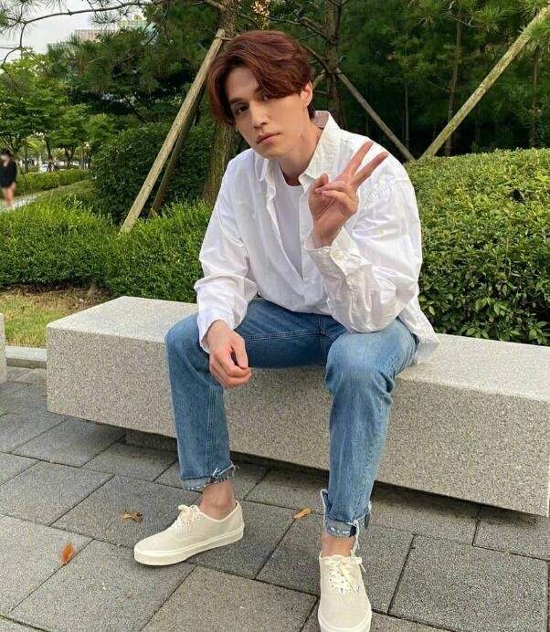 男生|冻龄男神李栋旭私照 依然有着不一样的男性魅力