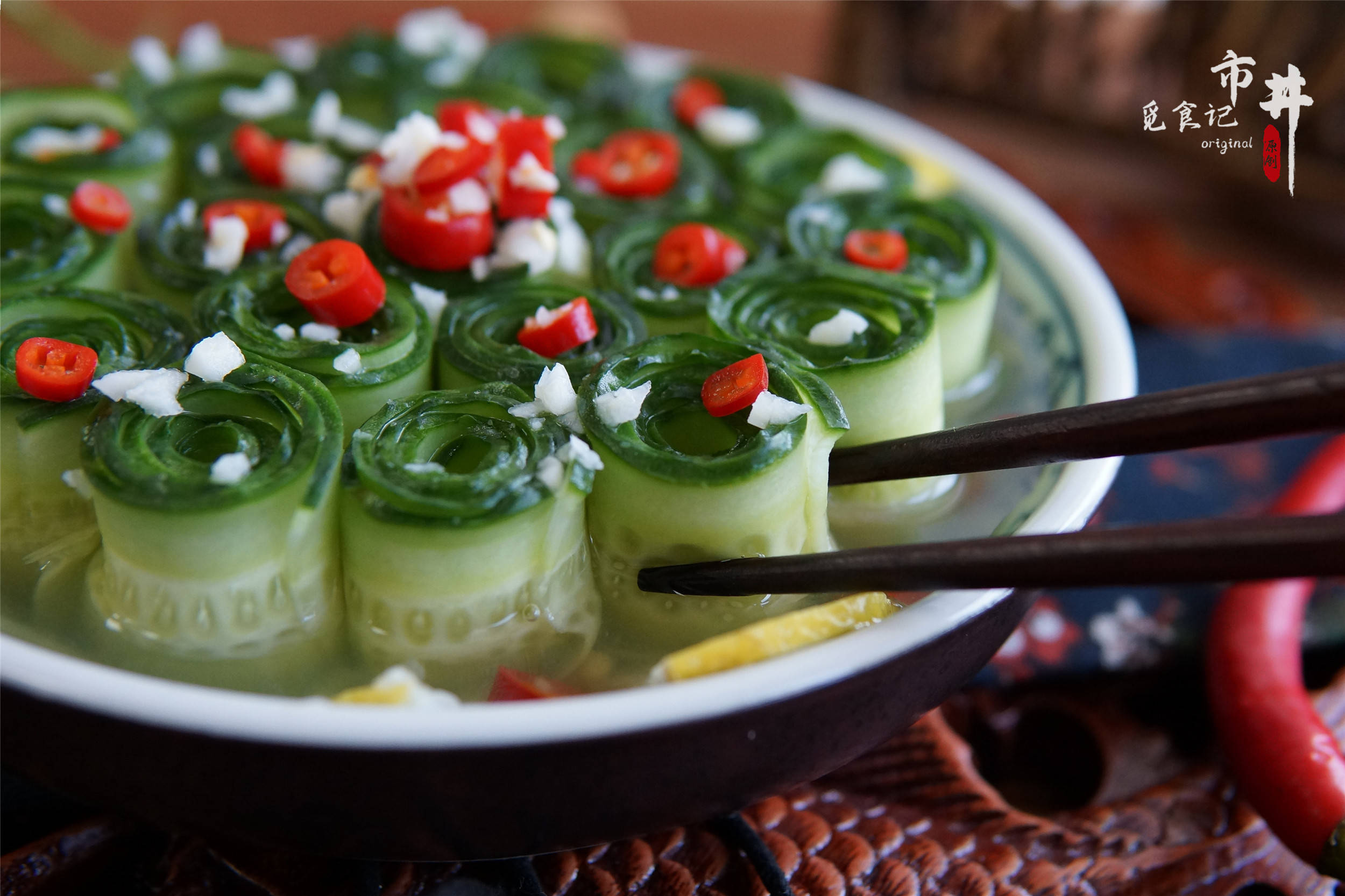 三伏天快到了,教你用雪碧做"腌黄瓜",爽脆解暑,味道真是棒