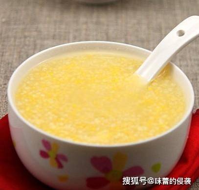 小孩|小情侣的极简早餐走红，无油烟不用锅，注重养生的年轻人不多了