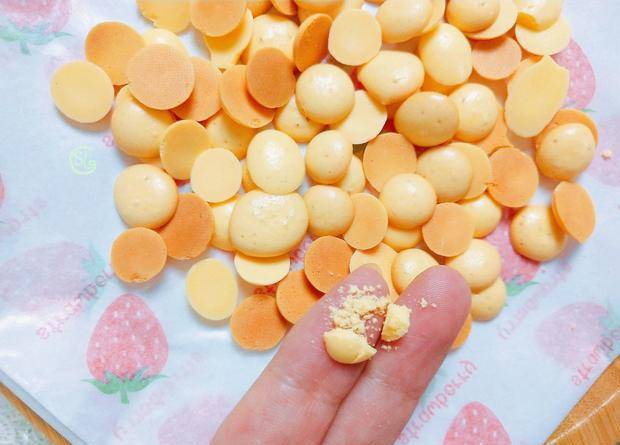 做法|两个蛋黄，一勺奶粉，做出孩子超爱吃的溶豆，入口即化，好看好吃