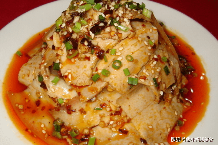 原创教你蒜泥白肉的做法,口感爽滑,好吃又下饭,家人很喜欢