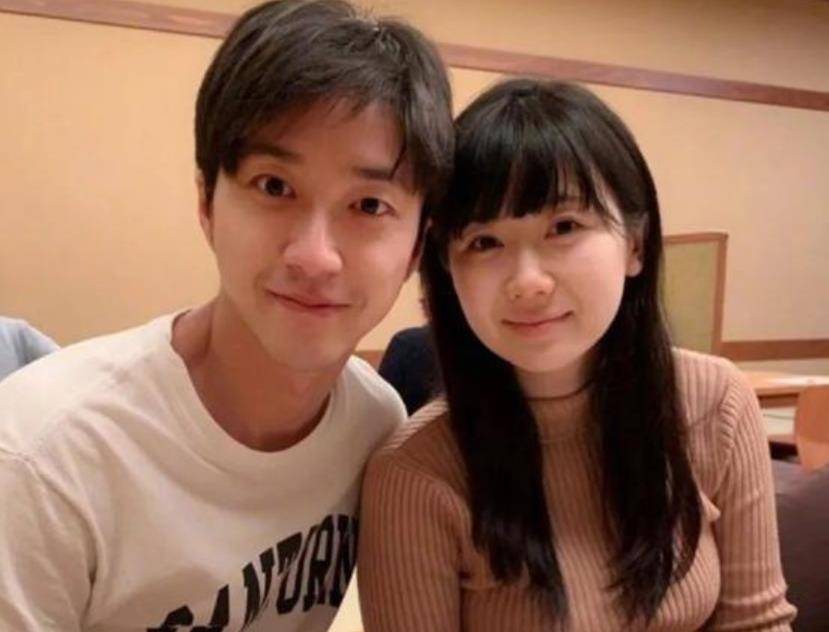 福原爱江宏杰什么时候离婚 f4cc0d16fe2b492fb129b0e614230dd7.jpeg