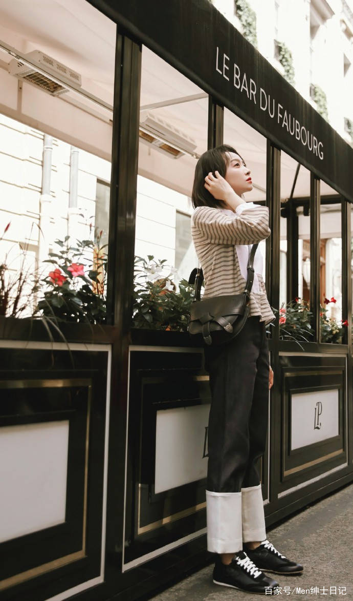 黑色|宋茜穿“补丁裙”看着却很贵,双开叉来波小妩媚,衣架子不是盖的