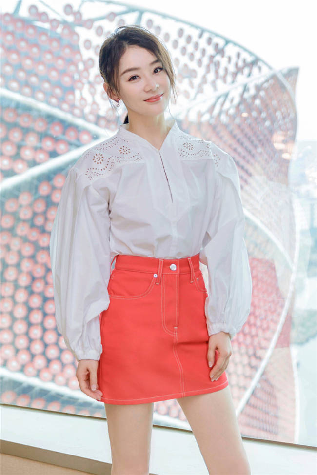 黑色|夏天不要只穿短裤，这3款裙子，高级还减龄