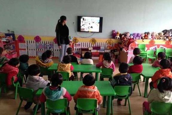 因为|妈妈错发信息到家长群，孩子直接被开除，求情也不行