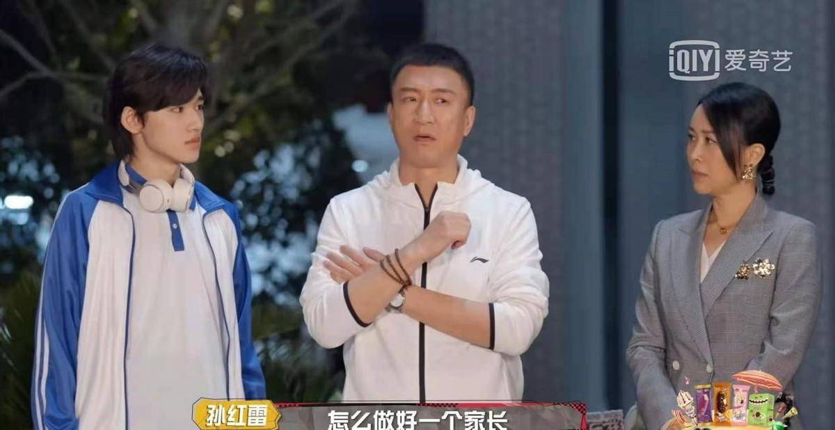 父亲|黄子韬综艺首度落泪！谈到父亲忍不住泪崩，一句话证明他已是演员