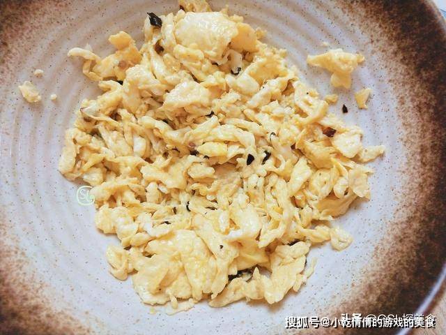 凉水|夏季早餐这样做,皮薄馅大,美味解馋,营养足,做一次吃三天