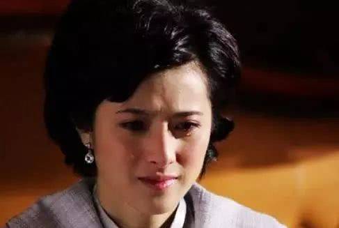 八卦|她是靳东初恋，跟刘恺威是老搭档，如今40岁颜值气质不输杨幂！