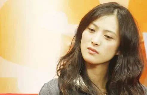 八卦|她是靳东初恋，跟刘恺威是老搭档，如今40岁颜值气质不输杨幂！