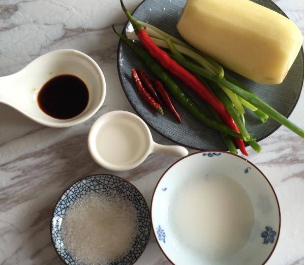 什么食物含维c比较高 f9a558aa628e4d29a380dc4347a8a2fa.jpeg