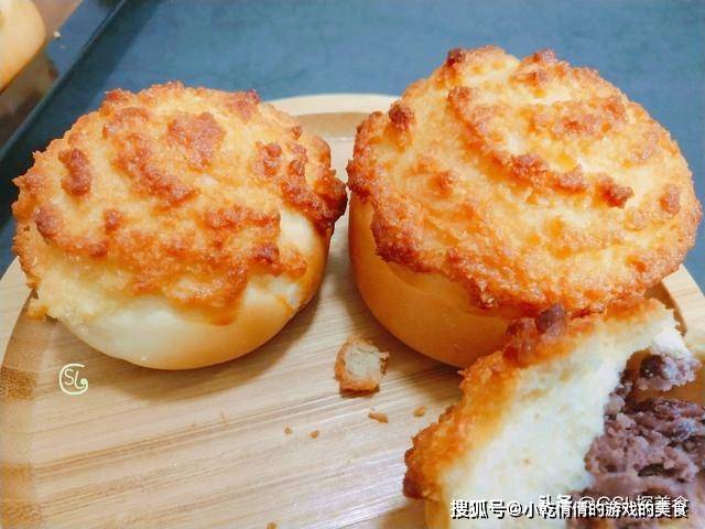 什么|早餐,试一试这个红豆椰蓉包,松软香甜,馅料足,孩子连吃了两个