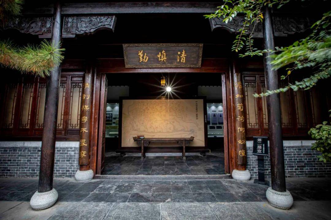 游古城逛展馆陈展运河奏疏讲述台儿庄运河故事