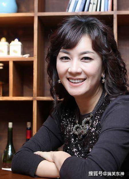 父亲|同演《传闻中七公主》走红，仅她未婚，她破产三婚幸福，她入豪门