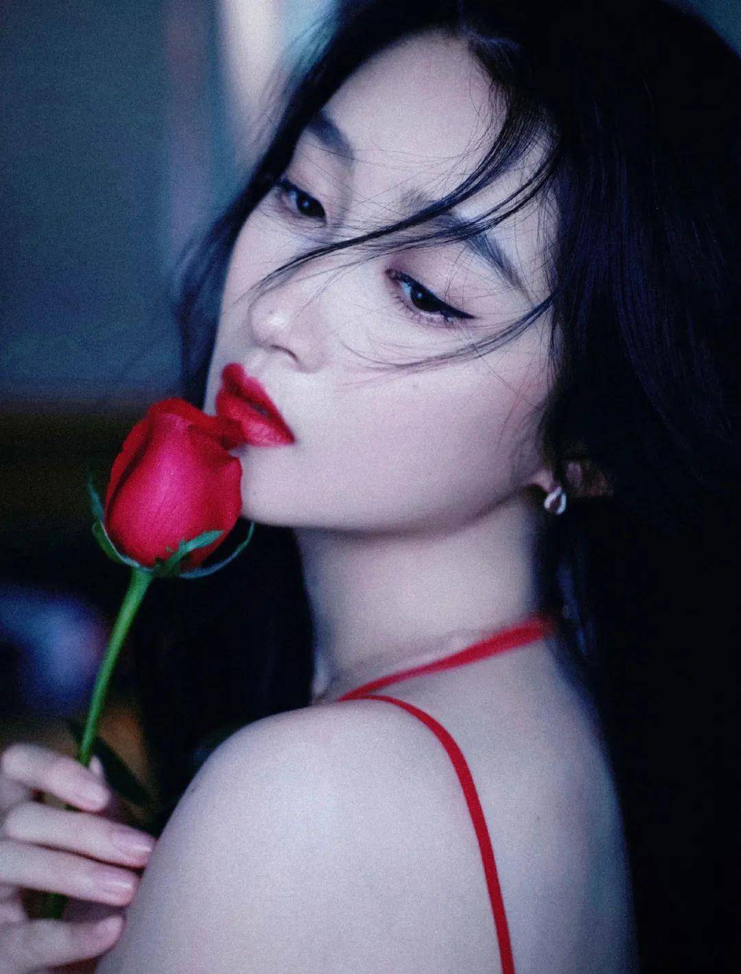 薄唇|我天生薄唇，绝美