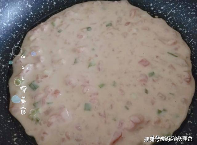 做法|营养早餐只需8分钟，全程手不沾面，金黄香软，太好吃了