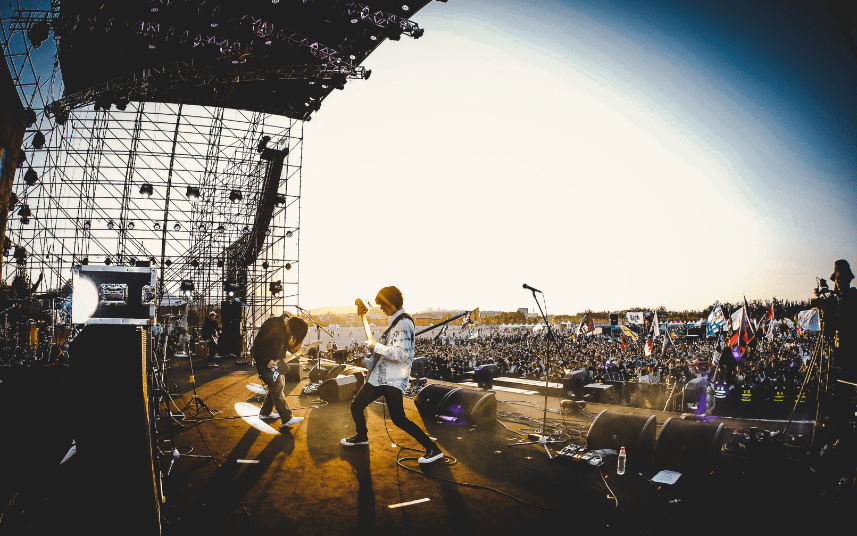 二手玫瑰破碎乐队小河river2021沈阳恭喜发财生活音乐节