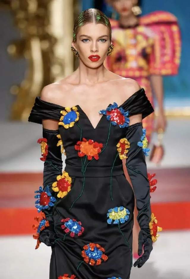 一生一世|蝴蝶堂 | AERENEY：花卉里，藏着时髦的夏天