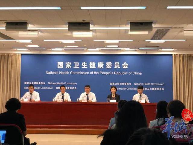 低年级|国家卫健委：2020年我国儿童青少年总体近视率为52.7%