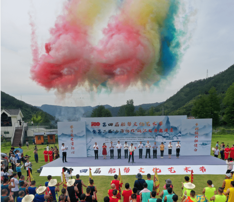 村队|锣鼓声响，龙舟逐浪，紧水滩这场龙舟赛超燃！