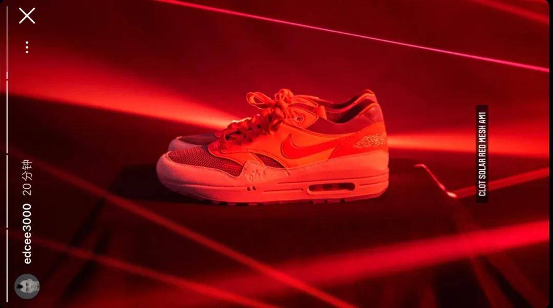 Blazzer|死亡之吻第三弹来袭，致敬Kanye！从此再无“黑丝”搭配？