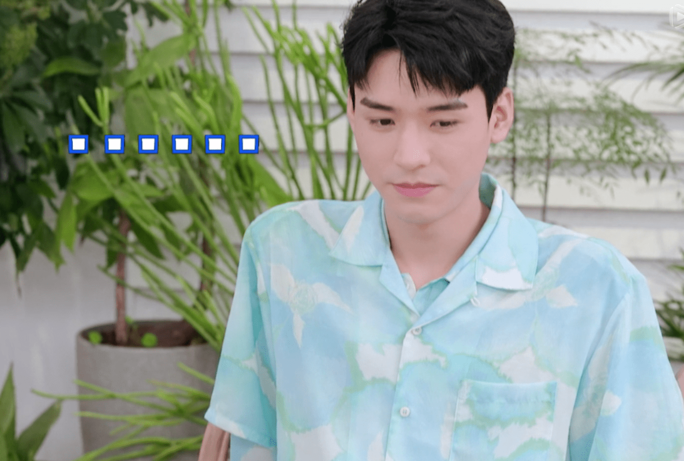 原创拜托了冰箱:龚俊猜歌游戏玩嗨了,与王嘉尔合作的《安静》好听!