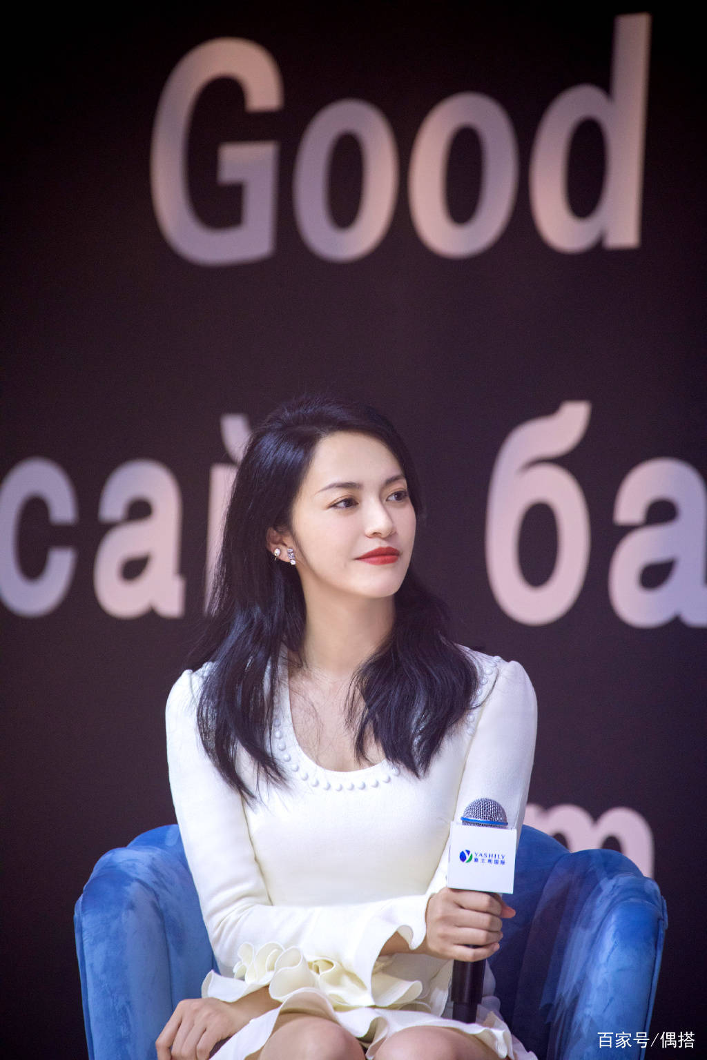 怎么才可以美得出众 de874b90c56f4eb1834a19aea21483d1.jpeg