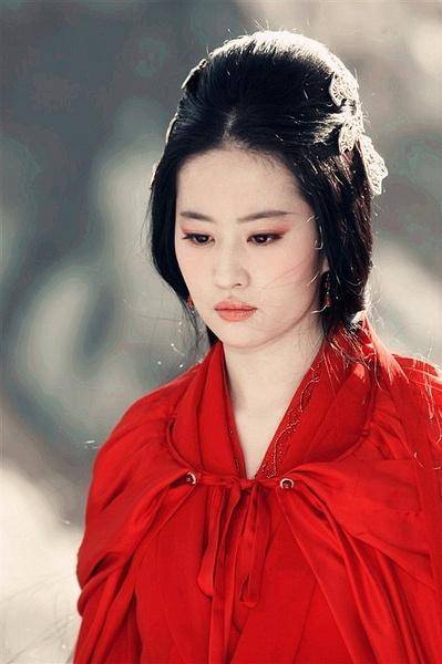 杨颖|女星古装披风造型，古力娜扎仙气十足，最后一位美翻天！