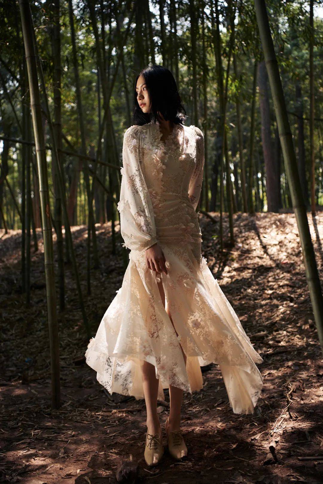疫情|RR · FEATURE | 布衣中国上篇:传承下的高定之美