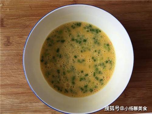 葱花|早餐偷个懒，鸡蛋锅里一卷，柔软细嫩，8分钟搞定，不用早起！