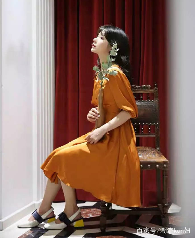 大气|女人要想优雅大气，这4款连衣裙，让你美一整个夏天，赶紧get