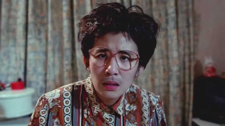 扮丑,搞怪,还能跨性别反串!吴君如的可塑性在当年是影后级别