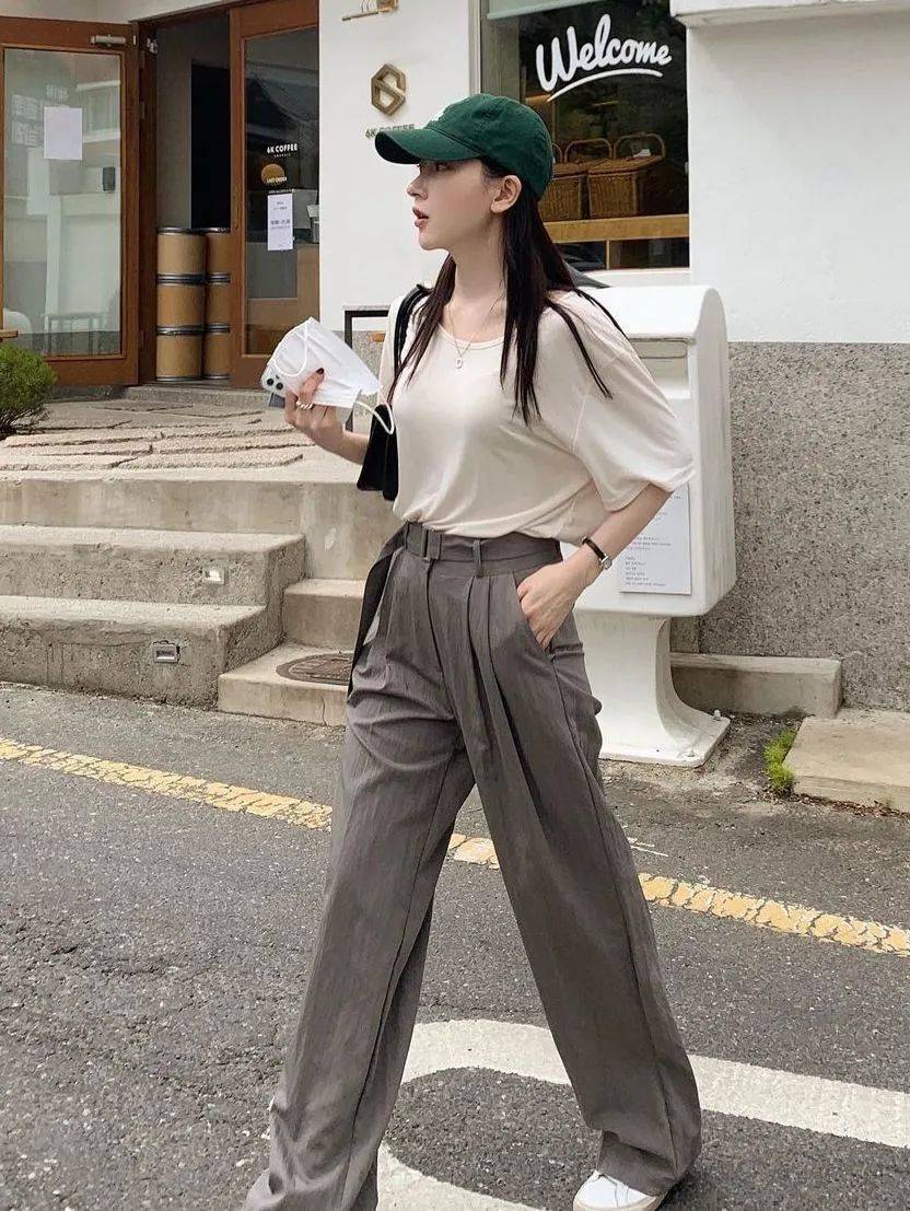 飒帅|T恤+高腰休闲裤=清凉又好看！