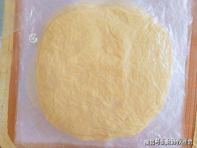 做法|做手抓饼时,加点南瓜,没想到那么好吃,酥脆又柔软,好吃解馋