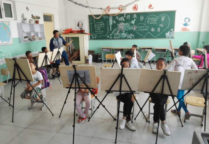 什么|幼儿园一次性开15个“兴趣班”,可能只有一个实用,打基础更重要