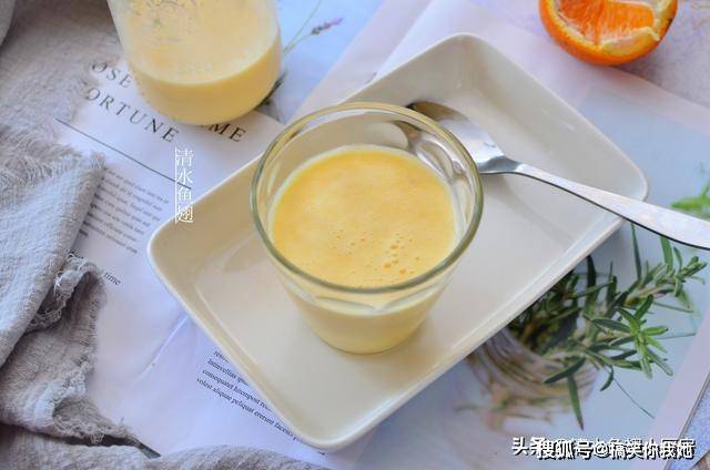 酸奶加什么更香甜 de2b684070bb4228bc0e5c1a42287dc5.jpeg