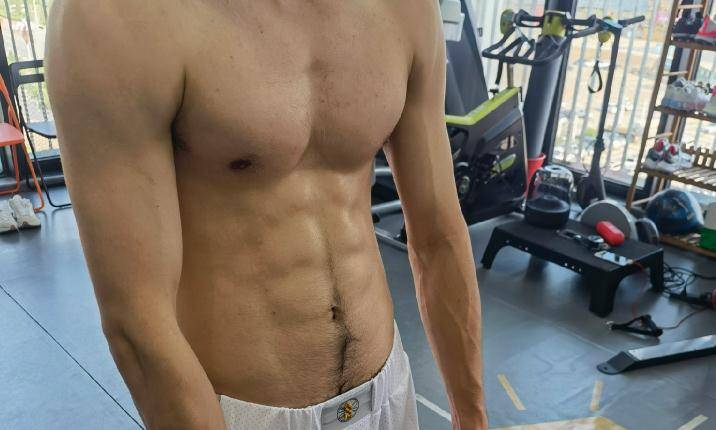 八块腹肌怎么变明显 dfdde0471b734dd691dc28a8fb0fab8e.jpeg