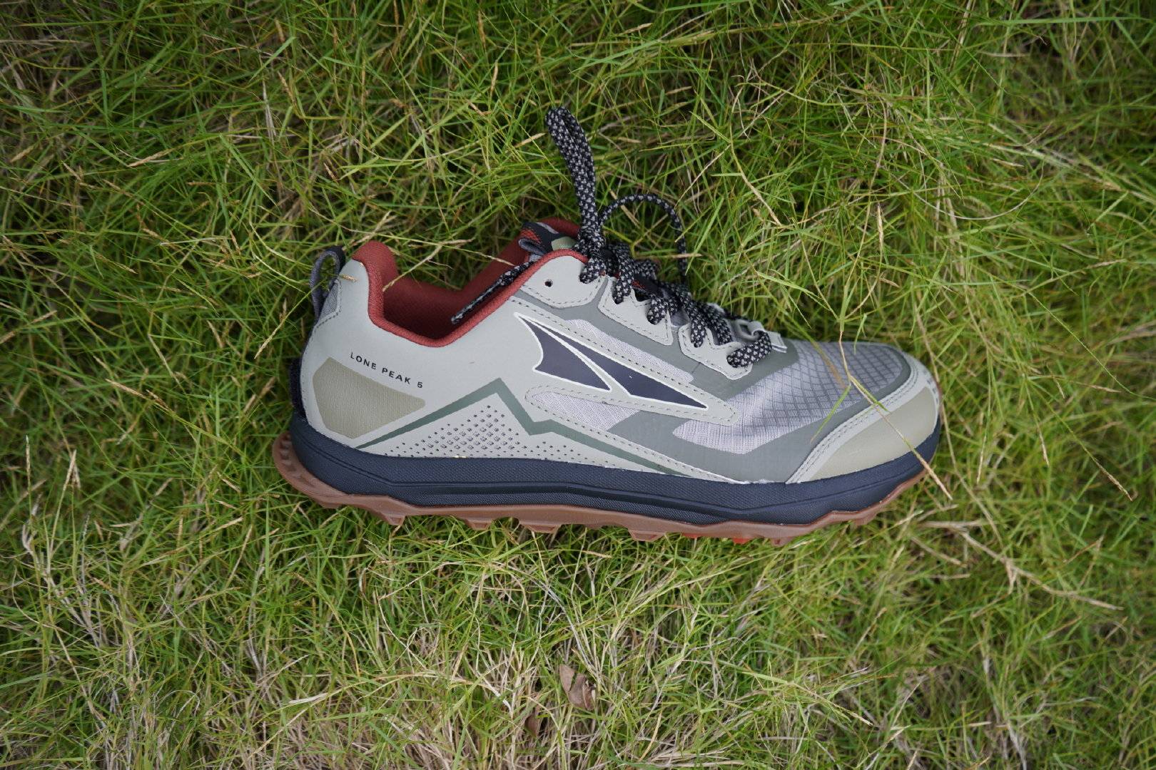 感觉|孤峰越野路，进化再升级！Altra Lone Peak 5分享