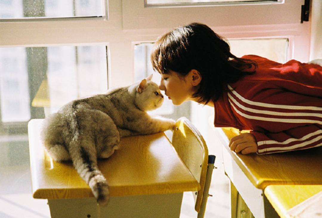 天蓝色|“宅男女神”成果日系风写真曝光,元气甜美似精灵,这颜值注定火