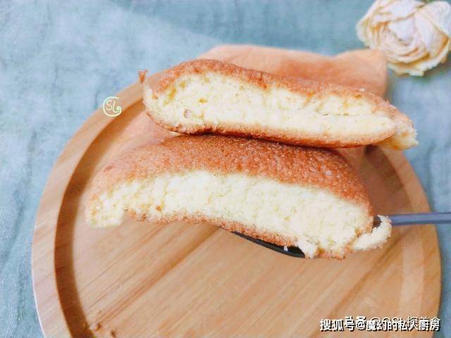 做法|只用三个鸡蛋，无水无油无面粉，做出美味早餐，孩子太喜欢吃了