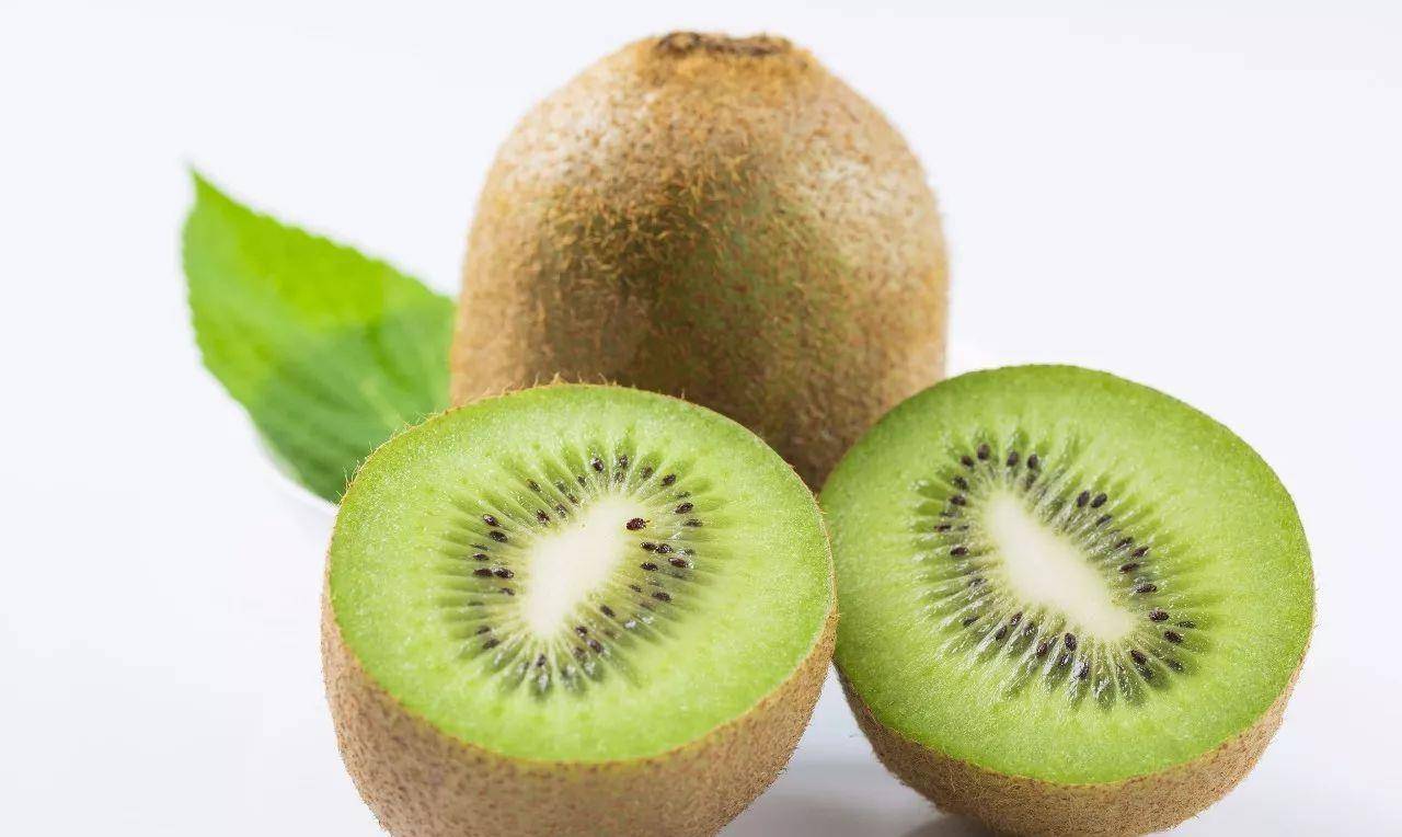 肠胃|坐月子吃水果有讲究，产妇做到“6吃4不吃”，营养充足恢复好