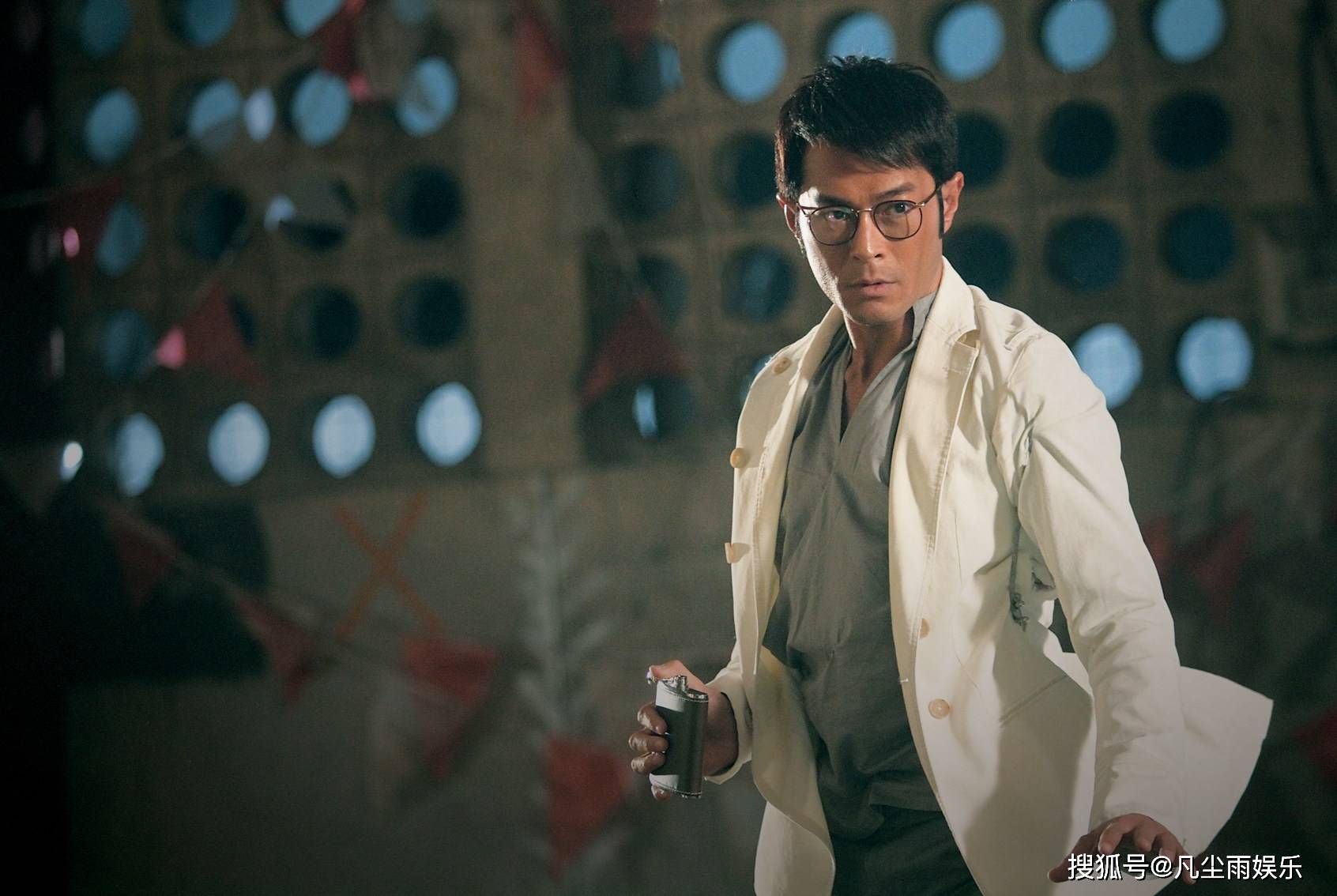 原创古天乐捐建的学校被曝荒废遭到网友质疑是真慈善还是立人设