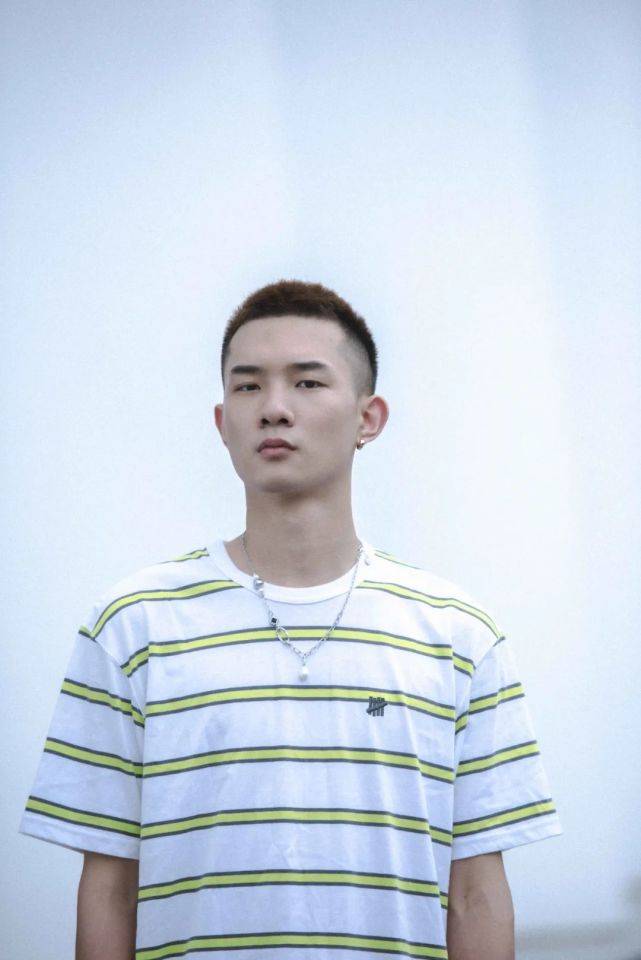 球鞋|秘!陈冠希和神秘大佬一起拍的Vlog视频,深扒一下,手慢无!