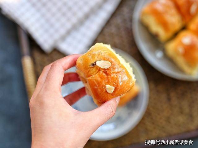 因为|这样做出来的面包，香甜柔软，太好吃了，儿子连吃5个直夸香