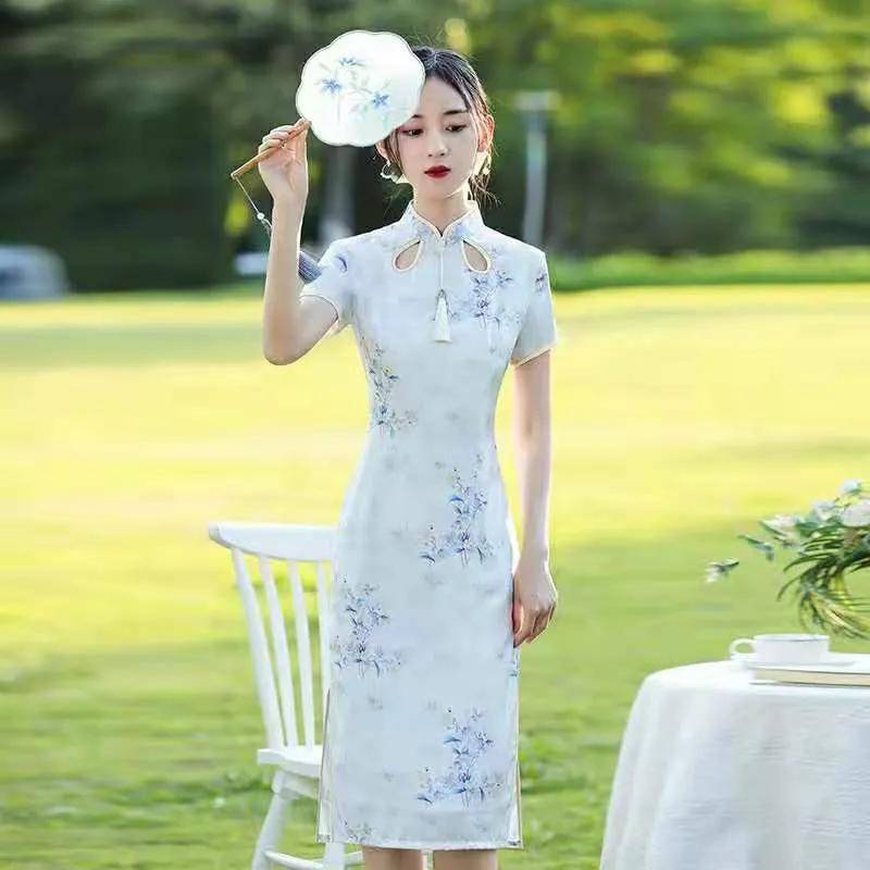 评论|假如你身高超过1.55米！建议穿这样的旗袍裙，减龄时尚又显...