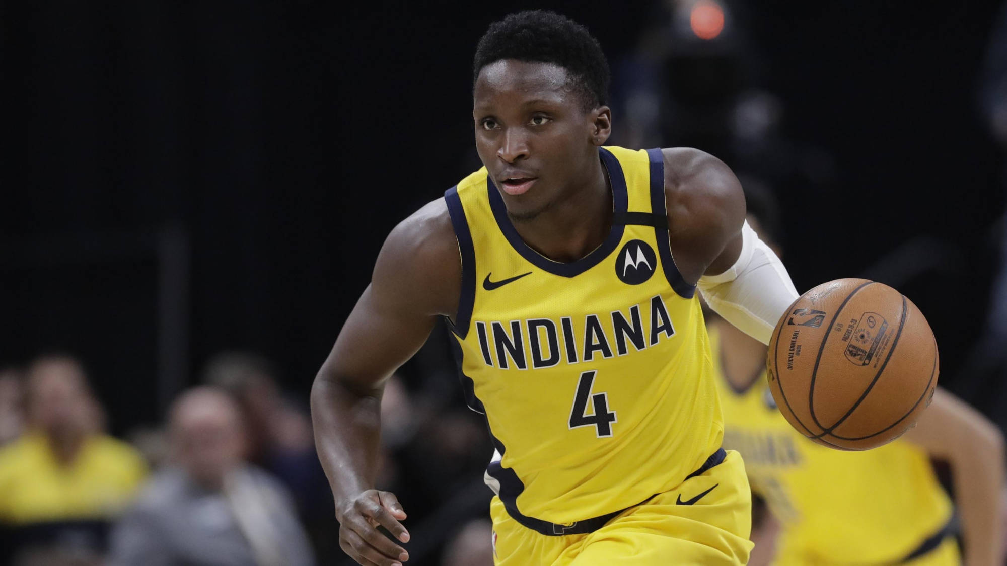 热火|詹姆斯影场距离乔丹相差甚远！好在球场得意，全明星后卫底薪来投